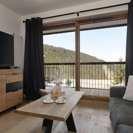 Apartment Neuf 35m² Pour 4 A Courchevel, Aux Pieds Des Pistes, Wifi, Parking Couvert - Fr-1-631-150 Courchevel